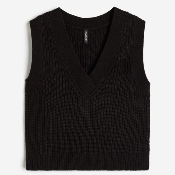 H&M Sweaters - H&M Rib-knit Sweater Vest